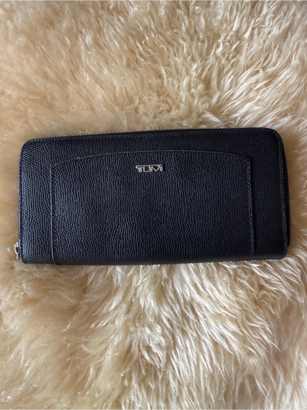 TUMI Black Pebbled Leather Zip Around Continental Wallet Silver Hardware